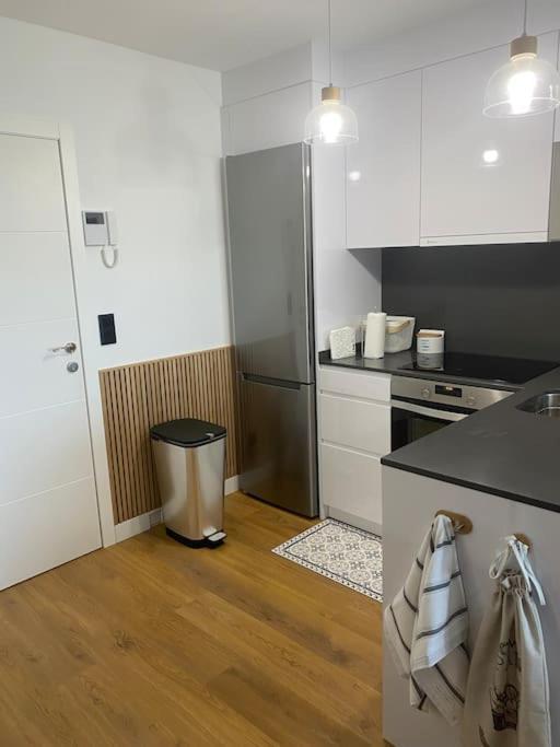 Precioso Apartamento Con Terraza Y Piscina En Portonovo-Sanxenxo Zewnętrze zdjęcie